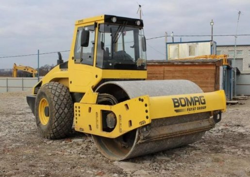 Каток Bomag BW-213 D4 взять в аренду, заказать, цены, услуги - Киров