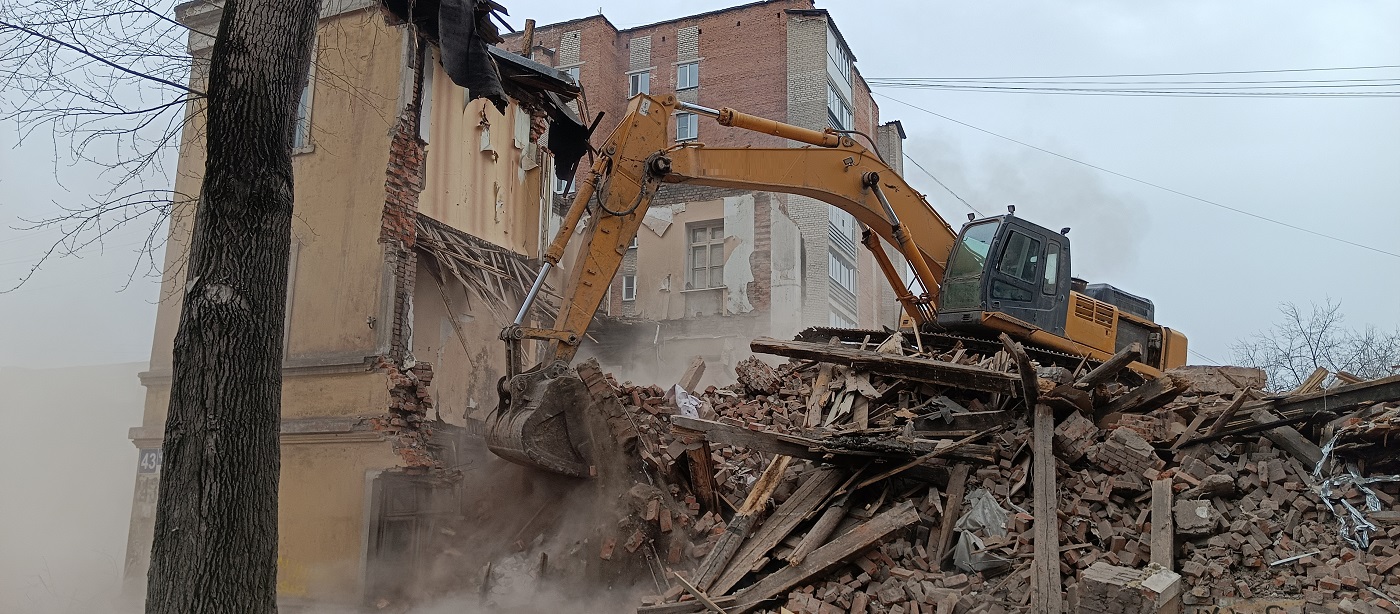 Услуги по сносу и демонтажу старых домов, строений и сооружений в Нагорске
